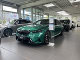 BMW M5 Limousine M Drivers P. DAB LED RFK Klimaaut. - BMW M5 Neuwagen