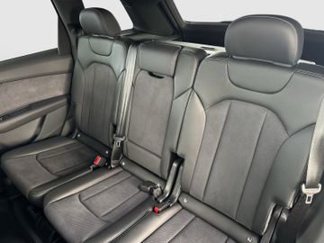 Audi Q7 - 10