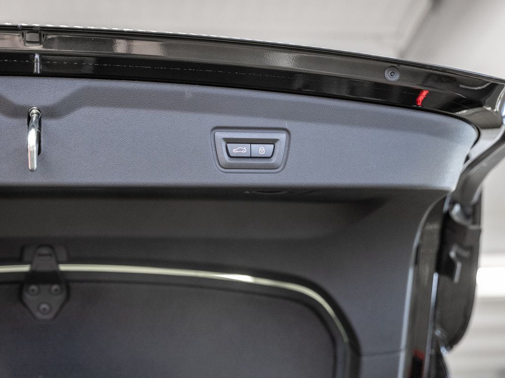 BMW i4 - Bild 11