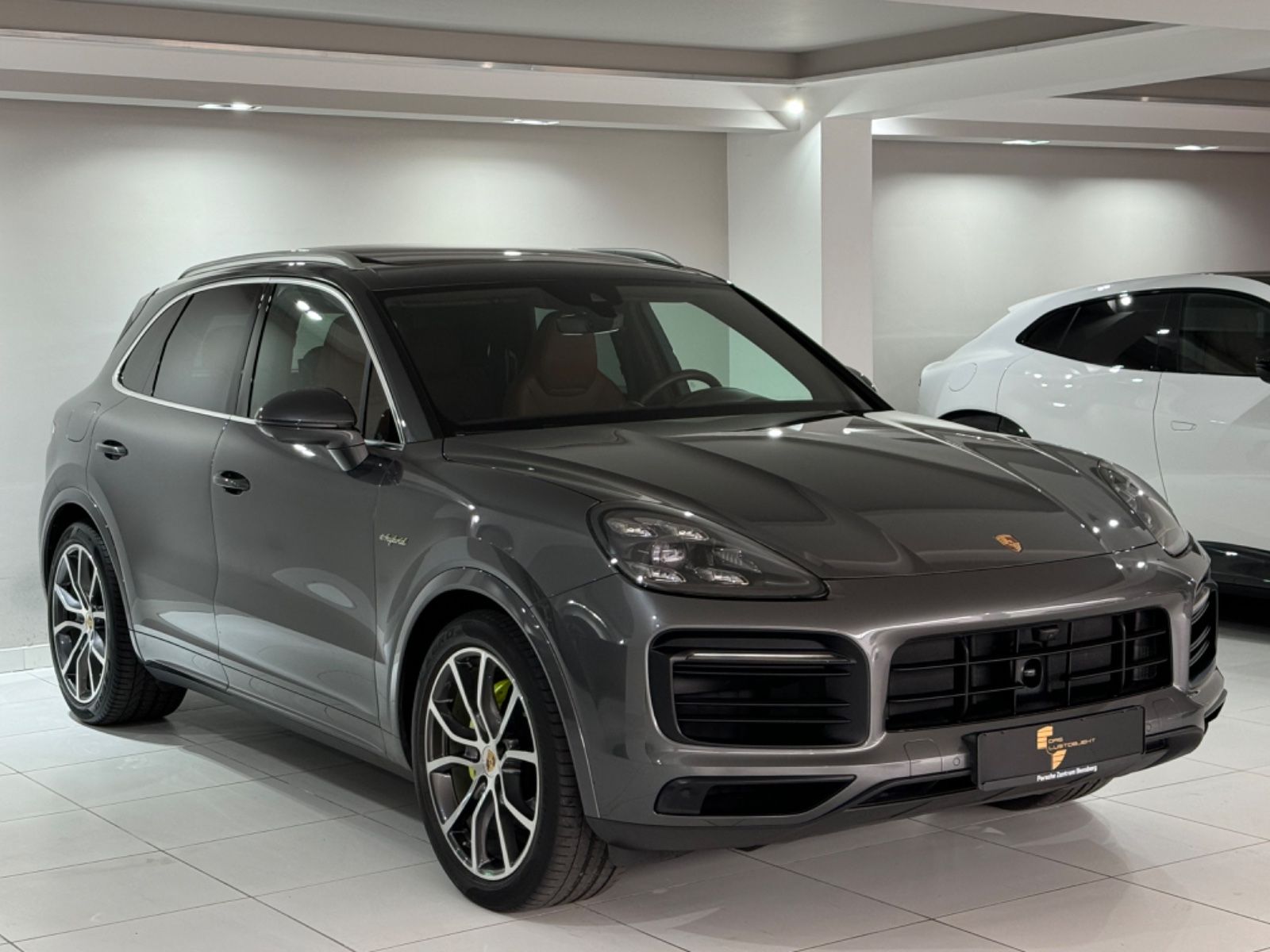 Porsche Cayenne E-Hybrid Approved Rear Seat Ent foto 4