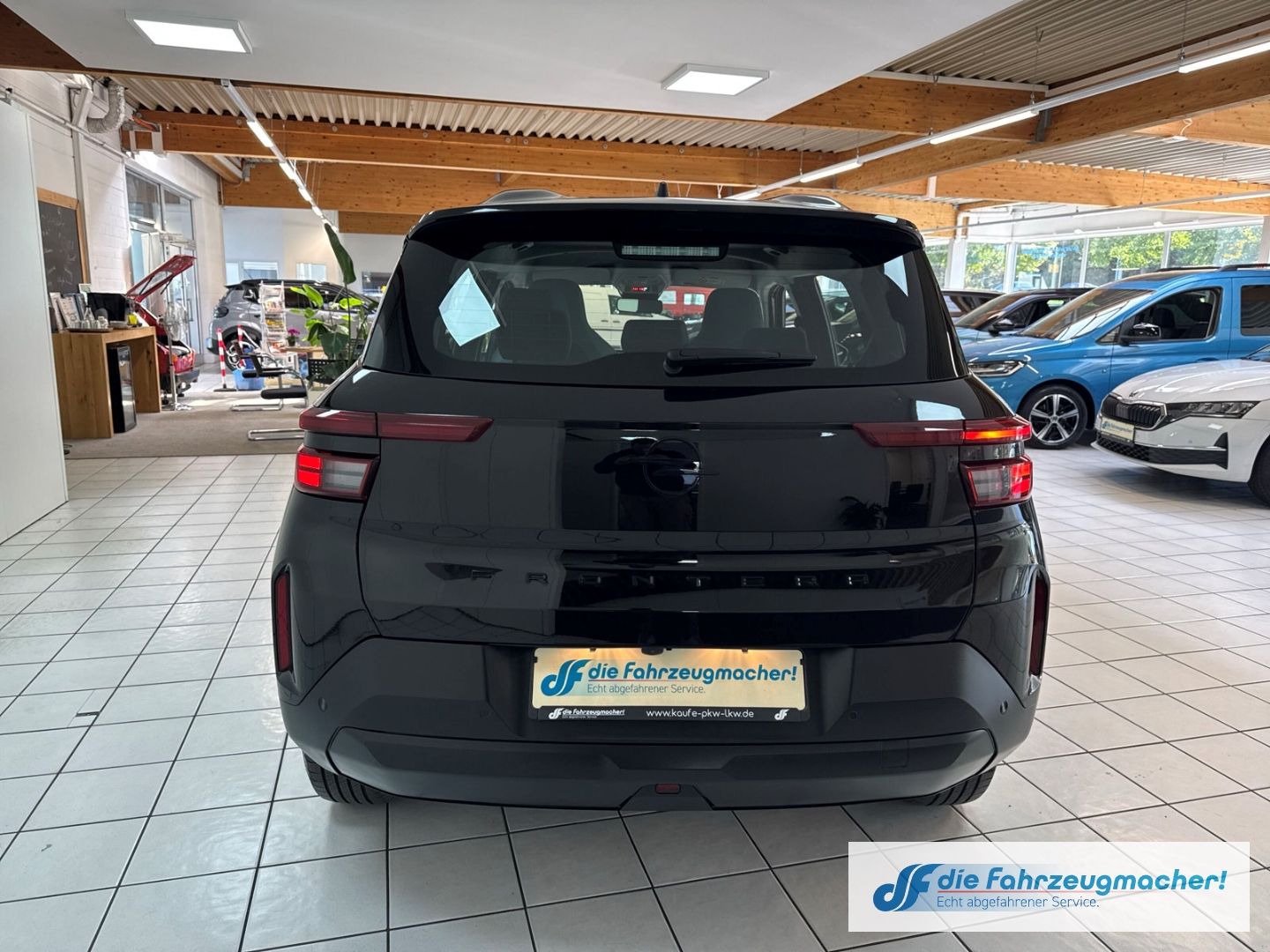 Fahrzeugabbildung Opel Frontera Electric Edition 83 kW Digitales Cockpi
