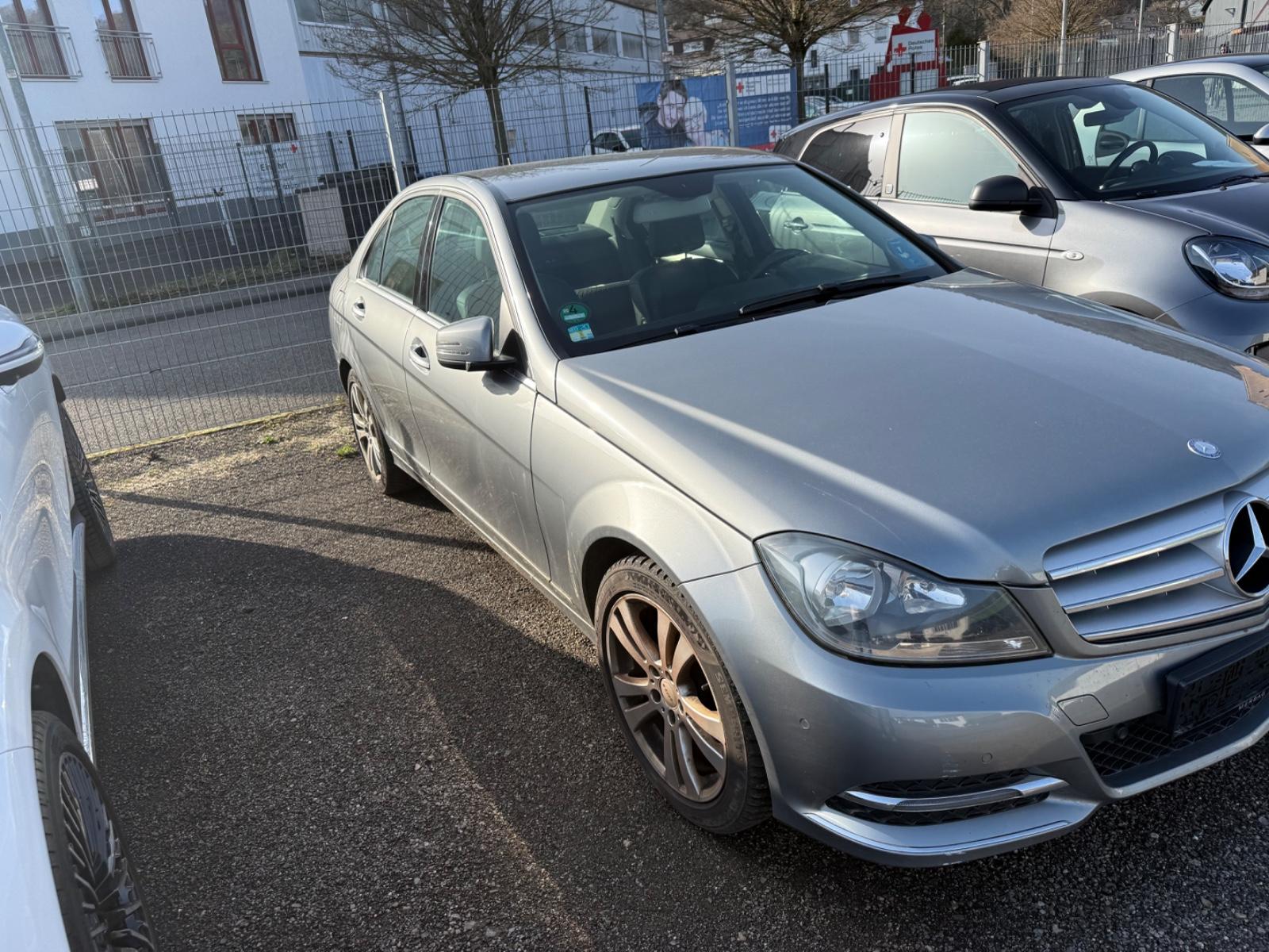 Mercedes-Benz C 180 BlueEFFICIENCY AVANTGARDE