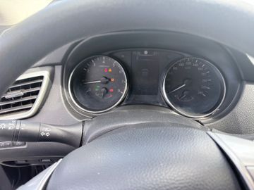 Nissan Qashqai - 11