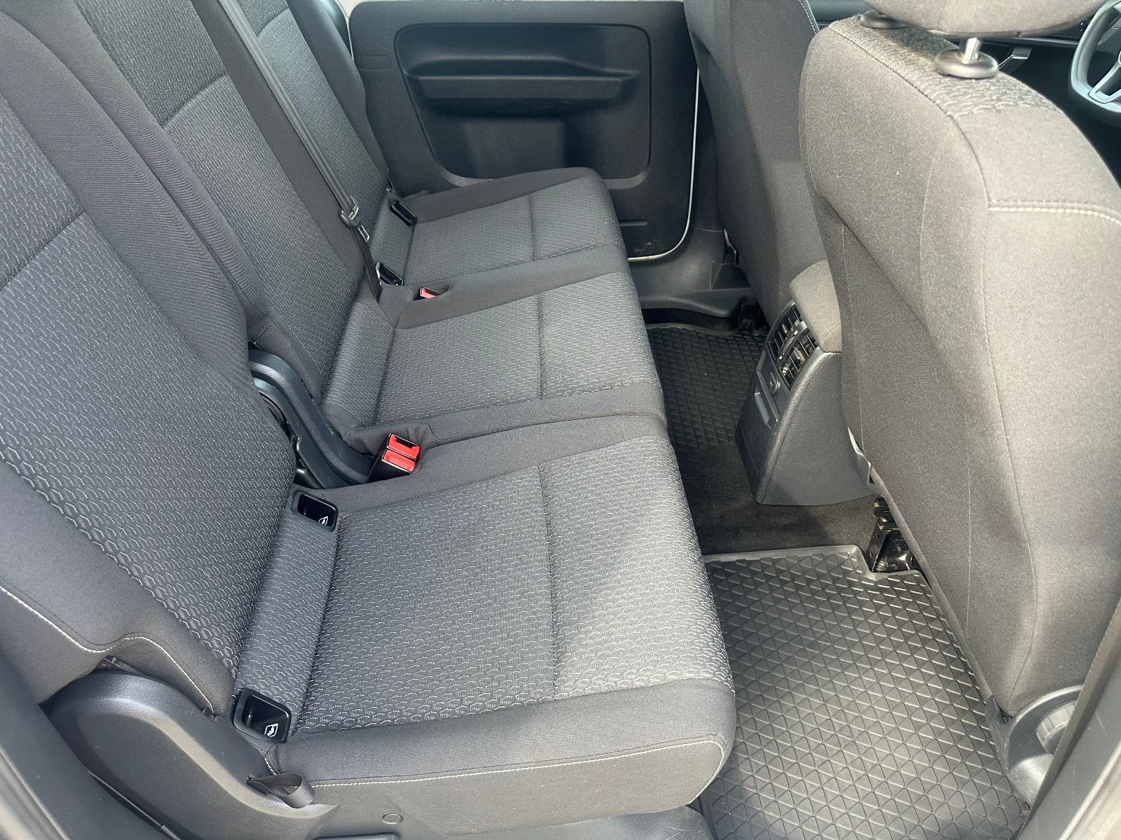Fahrzeugabbildung Volkswagen CADDY TRENDLINE BMT*WENIG KM*