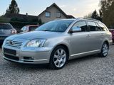 Toyota Avensis Executive2.0Xenon AHK Schiebedach 1Hand - Toyota Avensis aus 2005: Kombi