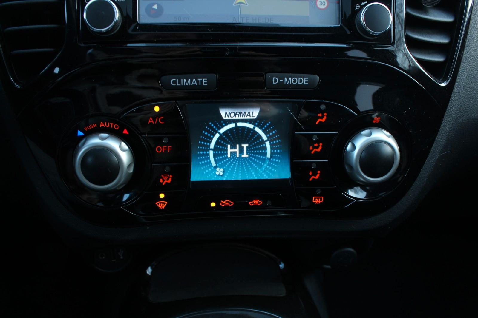 Nissan Juke N-Connecta * Pano * Kamera * Klimaauto *