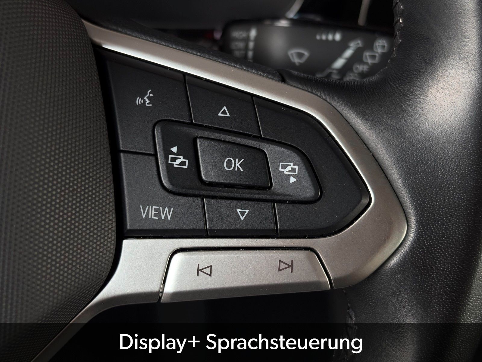 Fahrzeugabbildung Volkswagen T6.1 Multivan Highline Alcan. CAM ACC SHZ 3-Z KL
