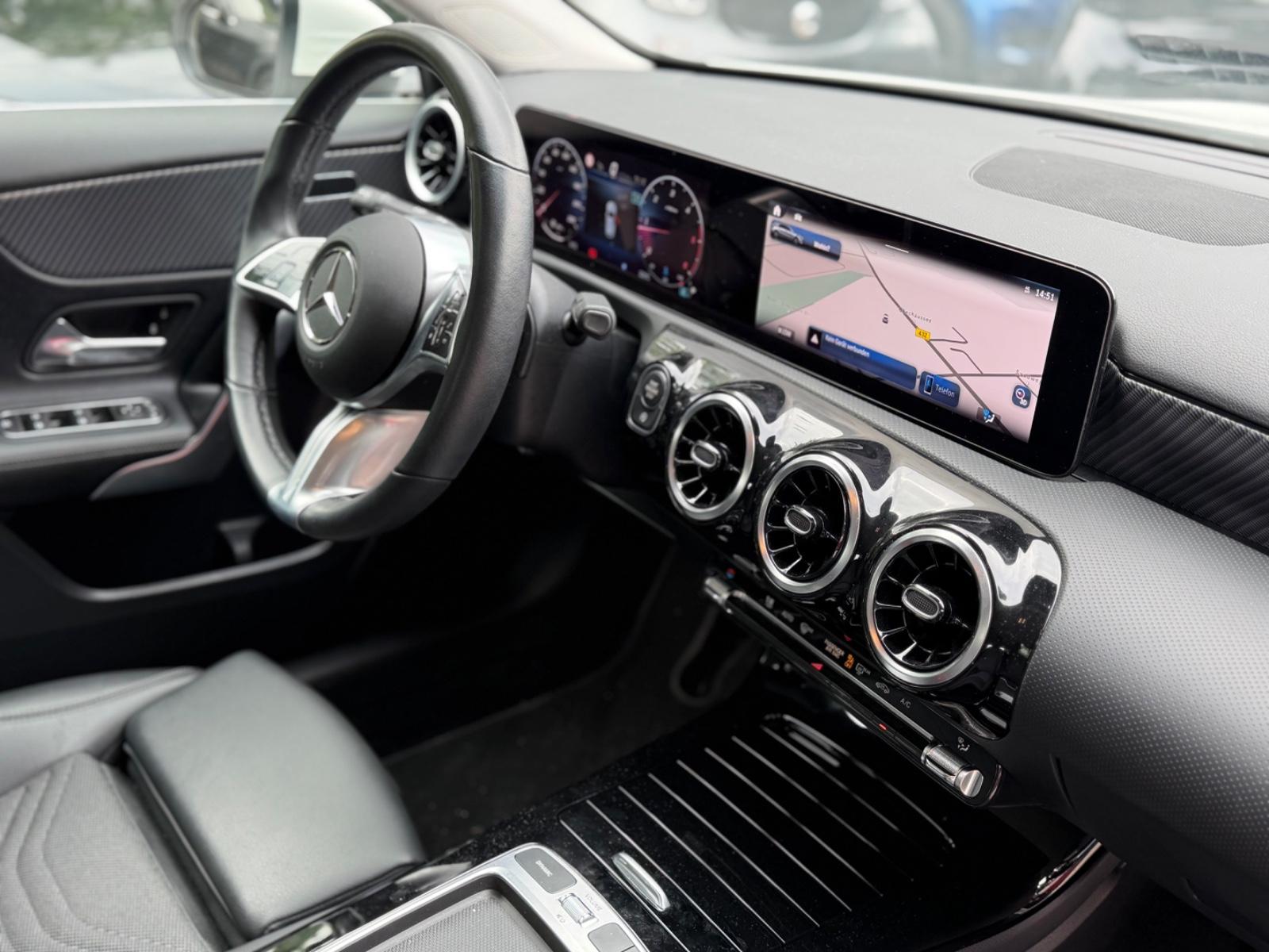 Mercedes-Benz A-Class A180d*AUTOMATIK*MULTIBEAM-LED*CARPLAY+NAVI*, миниатюра 17