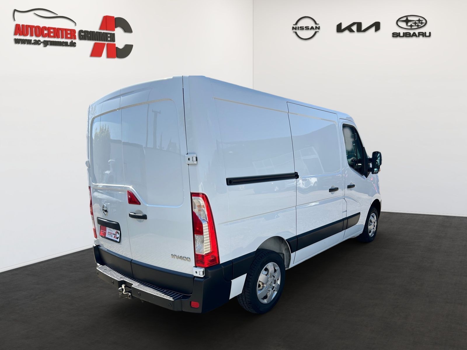 Fahrzeugabbildung Nissan NV400 Kastenwagen L1H1 2,8t PRO AHK