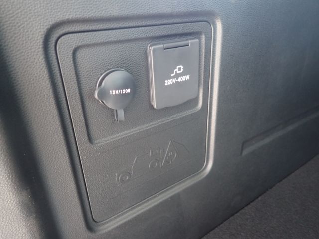 Fahrzeugabbildung BAIC BJ40 2.0T 4WD El. Panodach Leder Memory Sitze So