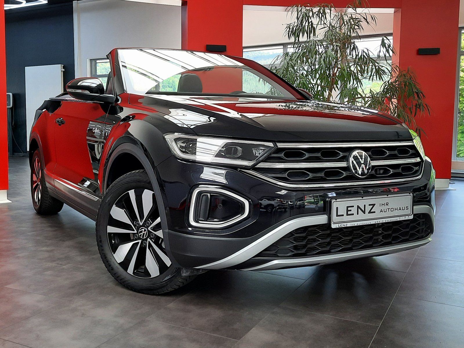 Fahrzeugabbildung Volkswagen T-Roc Cabrio Goal TSI *Standhzg*Navi*Cam*LED*ACC