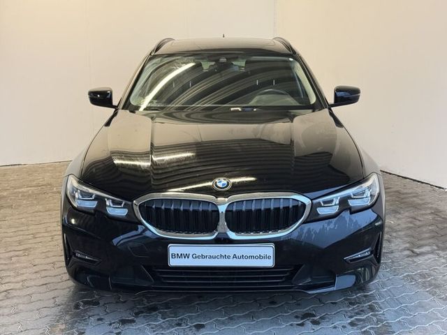 BMW 330e Touring DriveAssistent.AHK.Panorama.PDCvohi