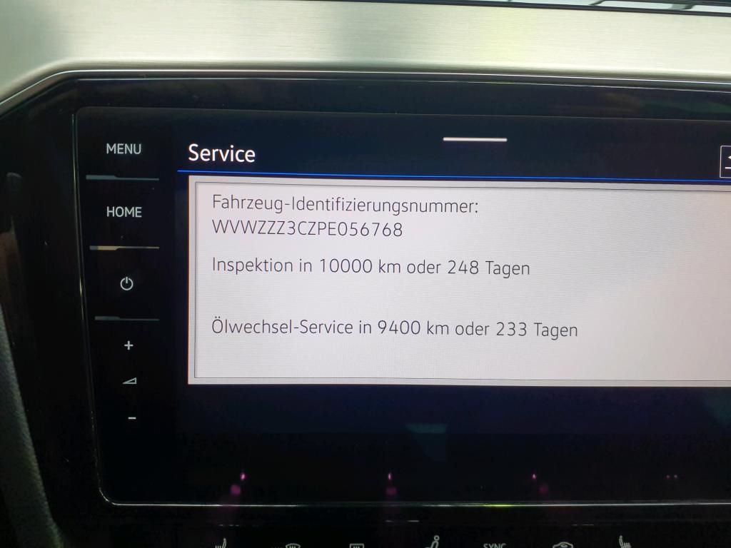 Volkswagen Passat Variant Elegance 2.0 TDI SCR AHK*PDC*RFK