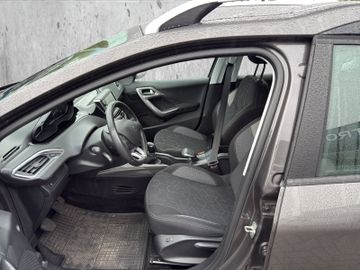 Peugeot 2008 PureTech 82 Active SHZ+PDC+AHK
