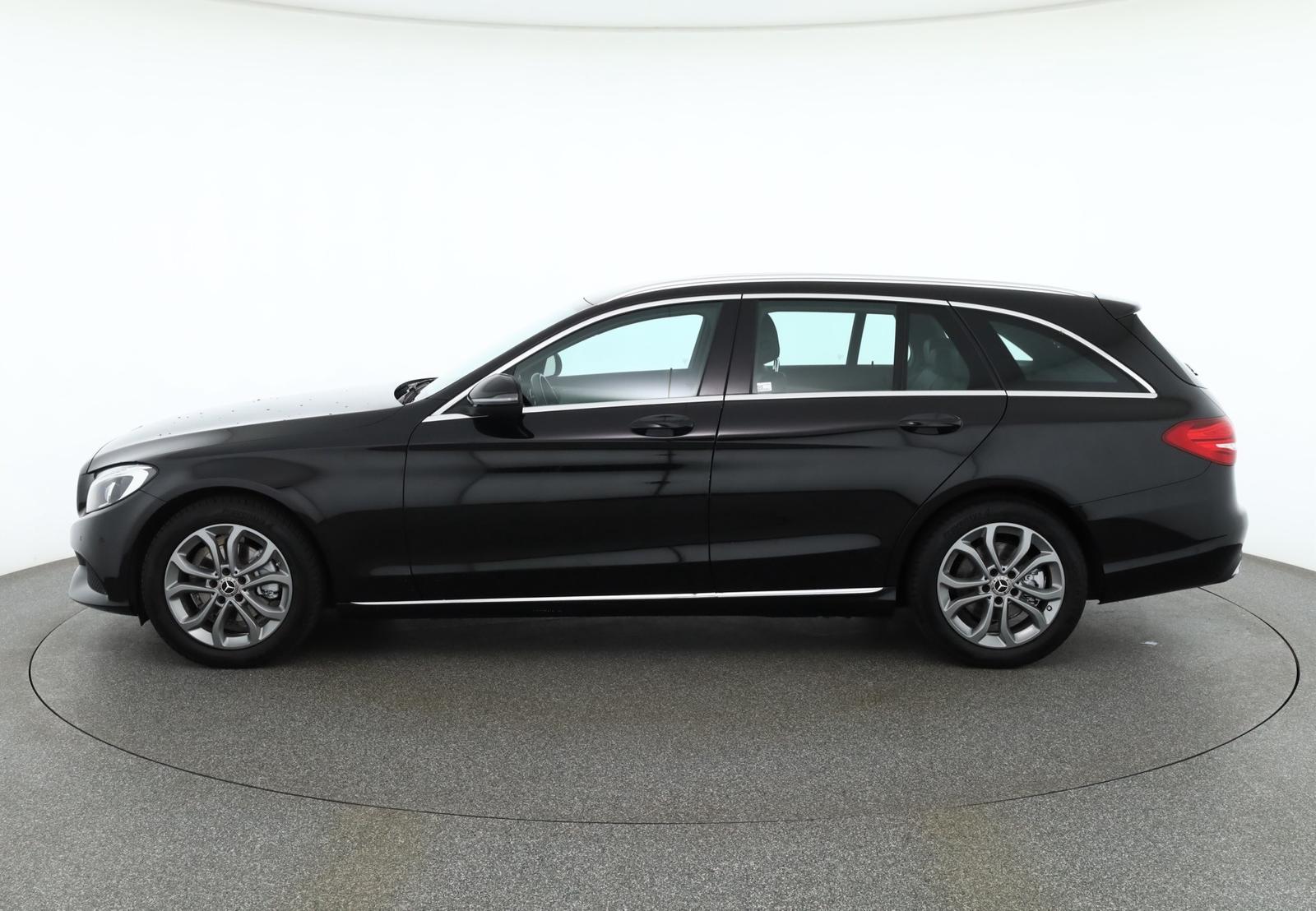Mercedes-Benz C180 T Avantgarde LED Navi Sitzheizung Tempomat