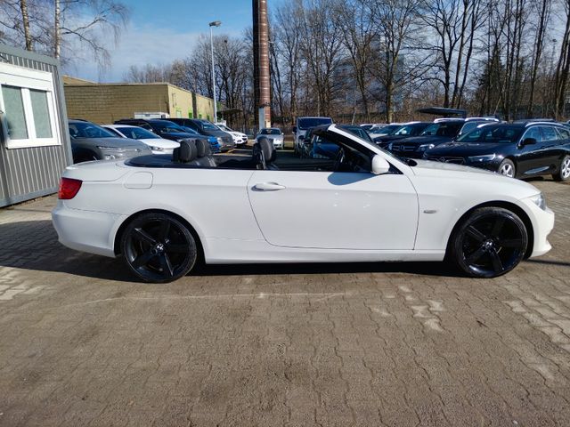 BMW Cabrio 330i+LEDER+NAVI+SHZ+XENON+MEMORYSITZ