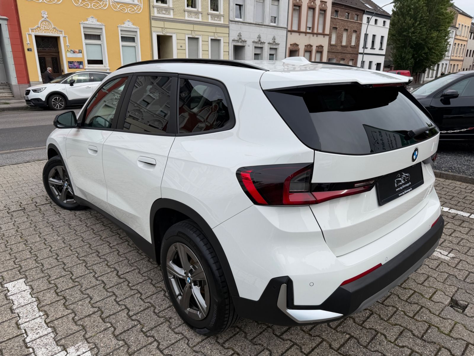 Fahrzeugabbildung BMW X1 23 d xDrive PANO TOTWINKEL KAMERA LEDER LED