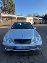 Mercedes-Benz Mercedes Benz C180 Kompressor Mit Neuen TÜV  - Mercedes-Benz C 180 aus 2003: Kompressor