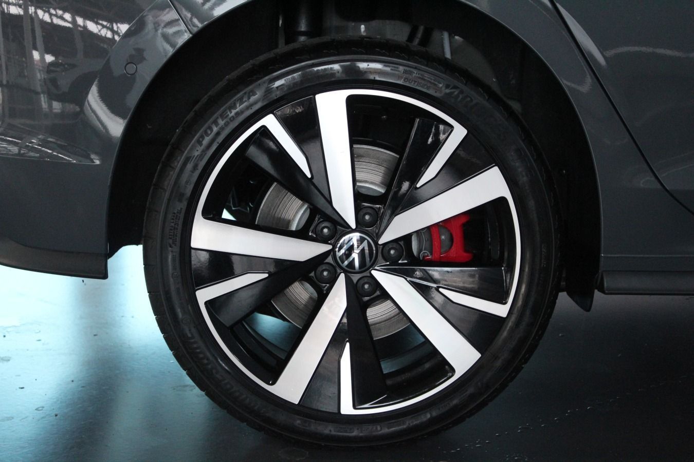 Volkswagen Golf - Bild 9