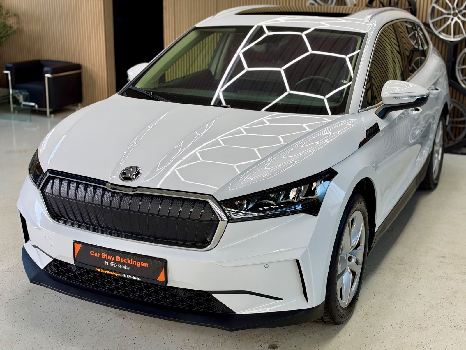 Skoda Enyaq 80 Loft/AHK/Standheizung/Pano/Wärmepumpe imagem 3