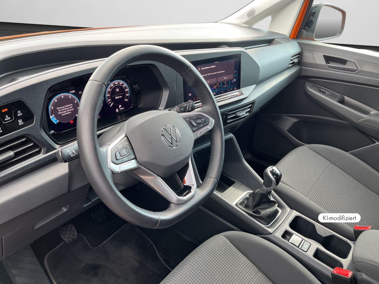 Volkswagen Caddy 1,5 TSI NAVI KAM SHZ Apple CarPlay