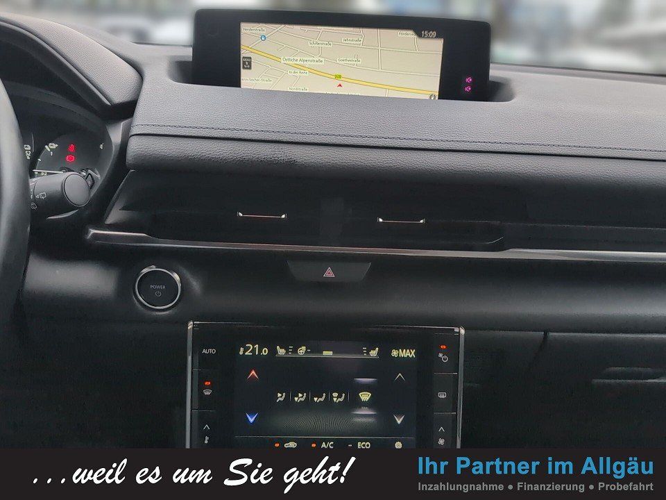 Fahrzeugabbildung Mazda MX-30 EV eSKY 35kWh MAKOTO PREM-P GARANTIE-02/29