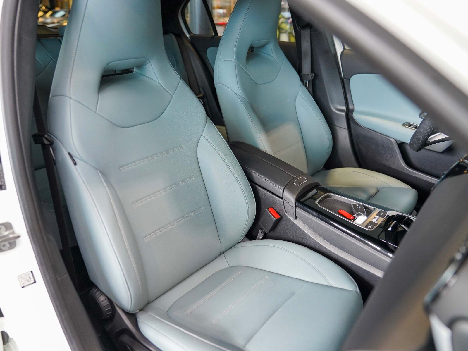 Mercedes-Benz A 200 d AMG Line 360° DISTRO Burmester Standhzg foto 5