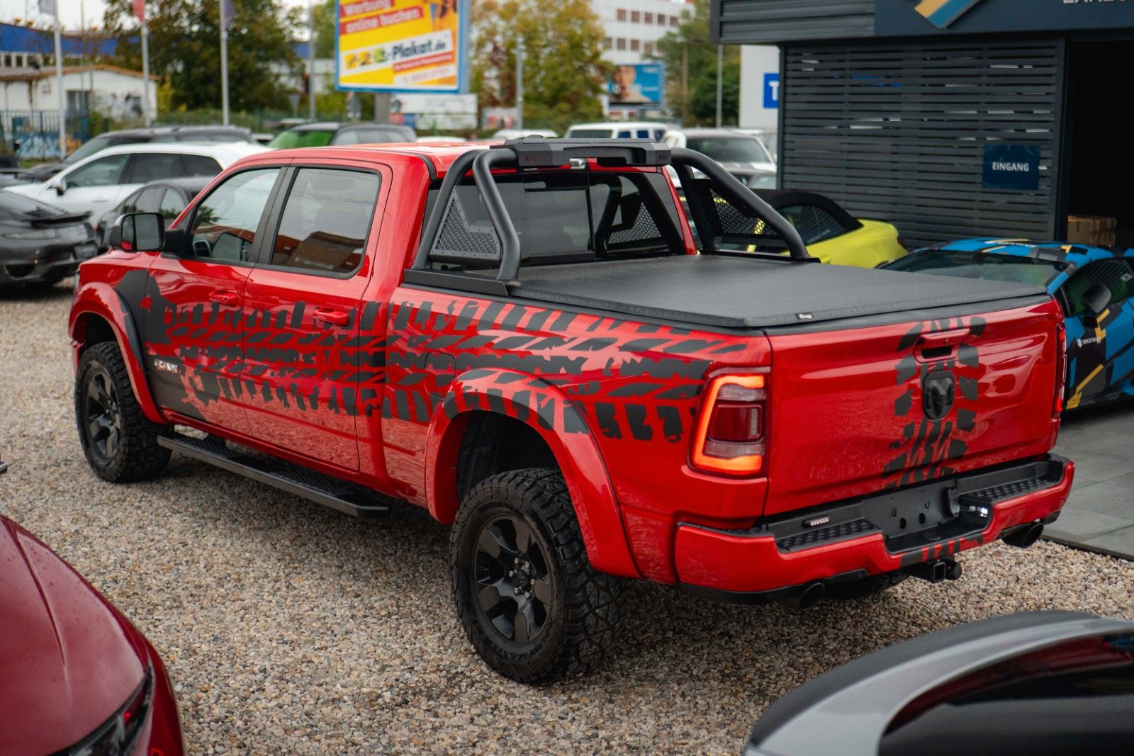 Fahrzeugabbildung Dodge RAM 5.7 V8 HEMI 4x4 OFFROAD LONGBED AXLE LOCK