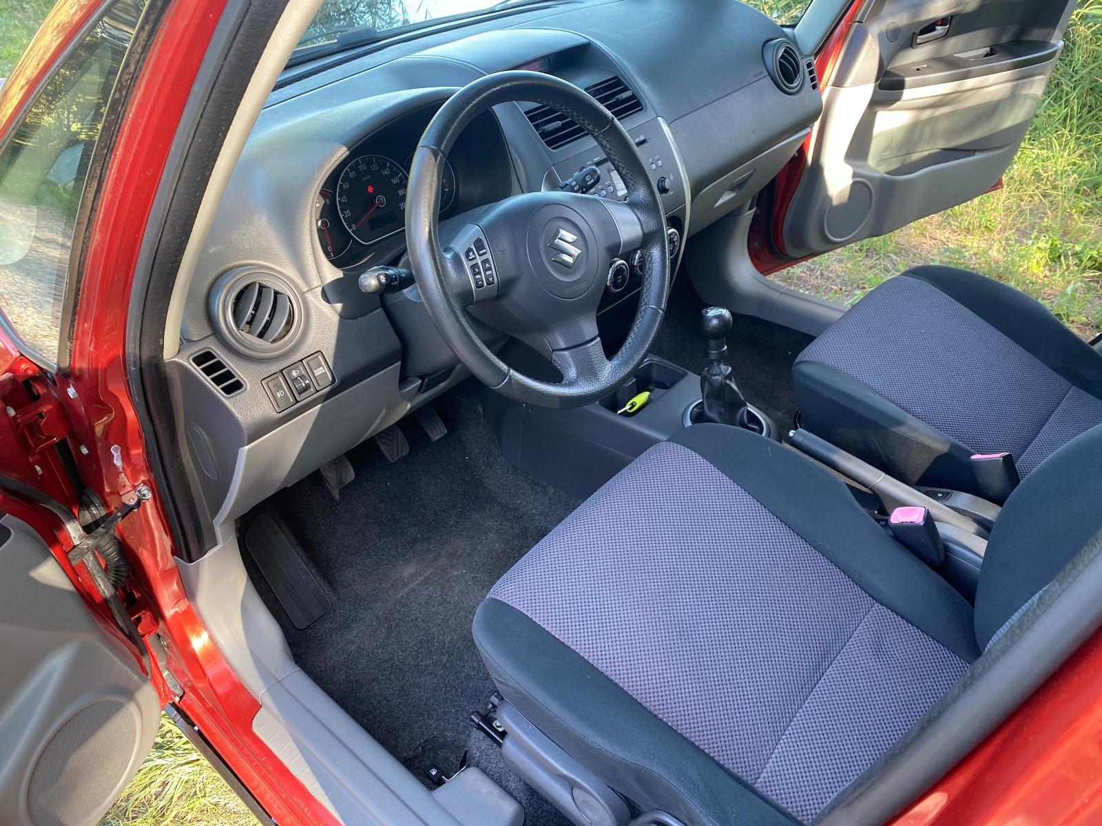 Suzuki SX4 1.6 VVT 2WD Comfort Klima ,TÜV neu !!