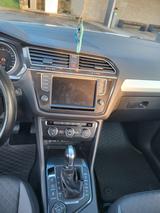 Volkswagen VW Tiguan 2.0 TSI DSG 4Motion  TÜV/Service neu - VW Tiguan Gebrauchtwagen in Bonn