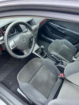 Opel Astra Caravan 1.7 CDTI Edition 74kW Edition  - Opel Astra aus 2005 mit Diesel-Antrieb
