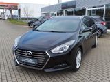 Hyundai i40 cw Premium LEDER NAVI KAMERA EL. HECKKLAPPE - Hyundai i40 mit Benzin-Antrieb