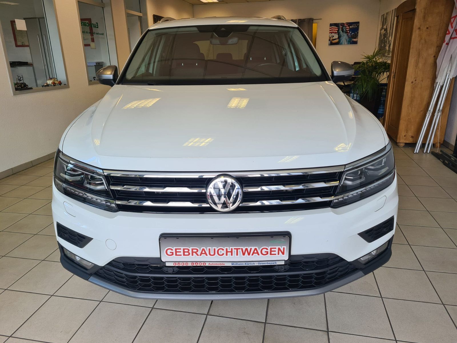 Fahrzeugabbildung Volkswagen Tiguan Allspace Comfortline 4Motion / LED /NAVI/