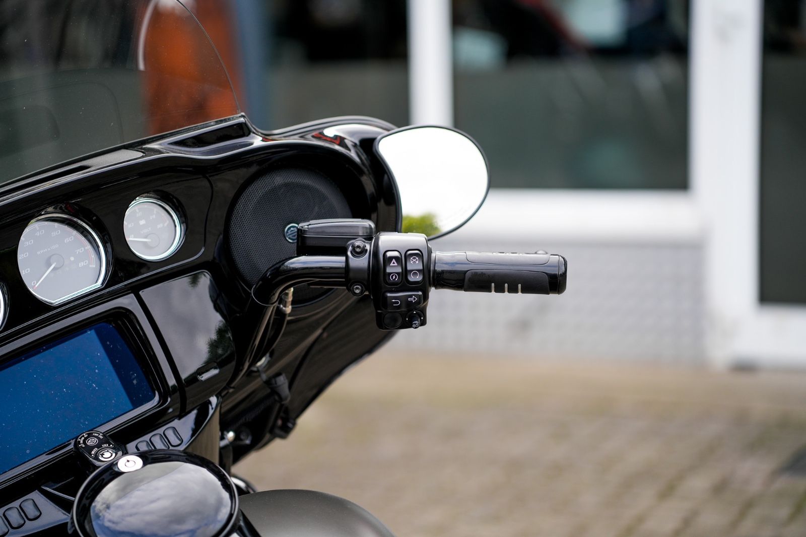 Fahrzeugabbildung Harley-Davidson FLHXS Street Glide Special 114 cui - Penzl