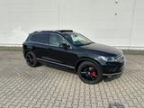 Volkswagen Touareg 3.0 V6 TDI / Executive/ R-line/ Voll - VW Touareg Gebrauchtwagen in Dresden