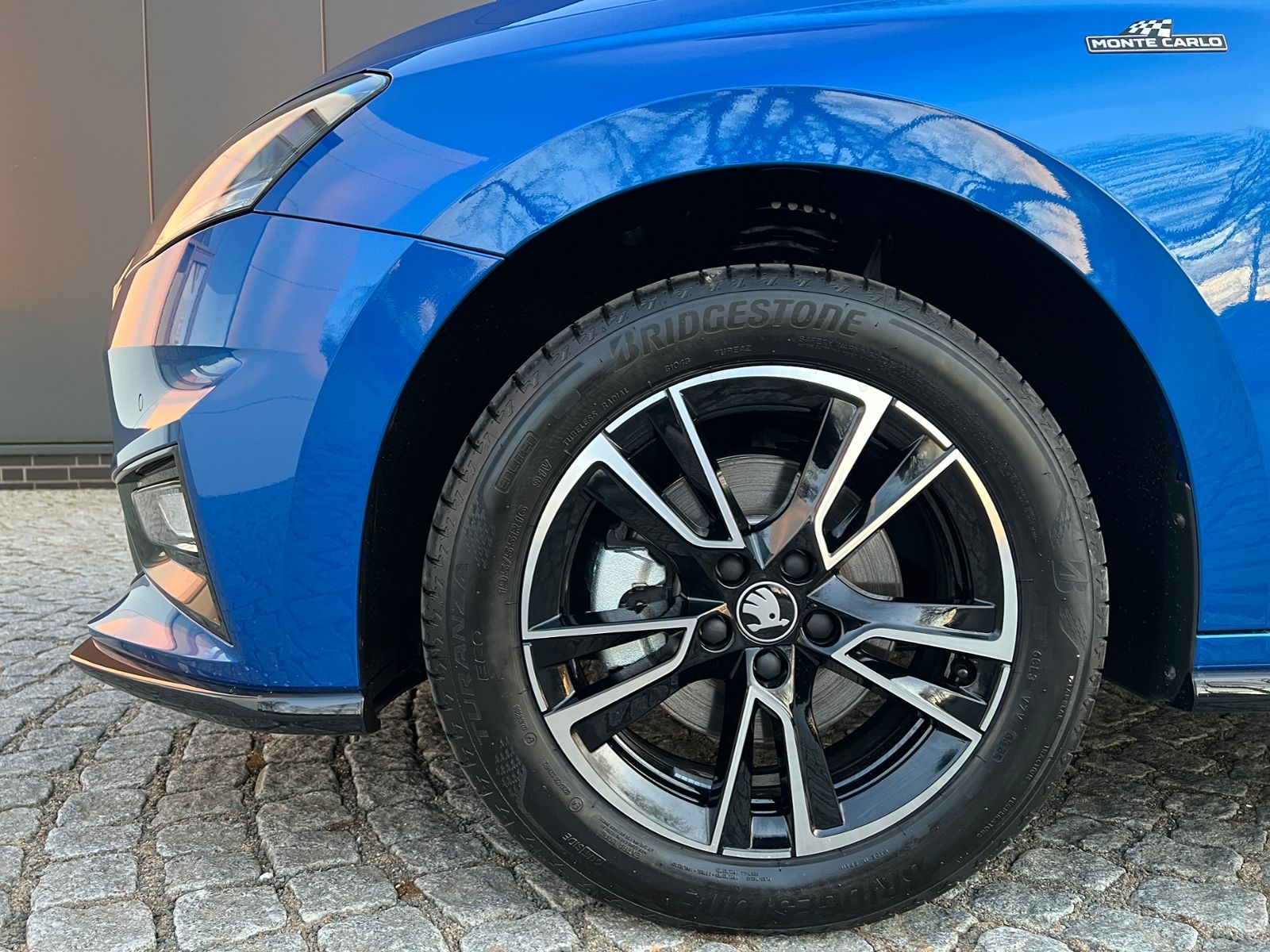 Fahrzeugabbildung SKODA Fabia Monte Carlo 1.0 TSI DSG *LED, SmartLink, K