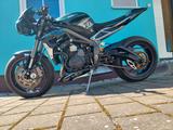 Triumph Street Triple RS - Offers