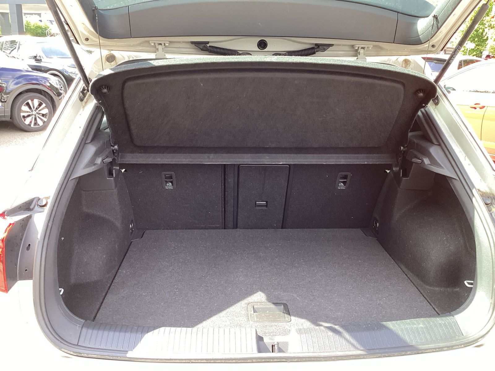 Volkswagen T-Roc - Bild 15