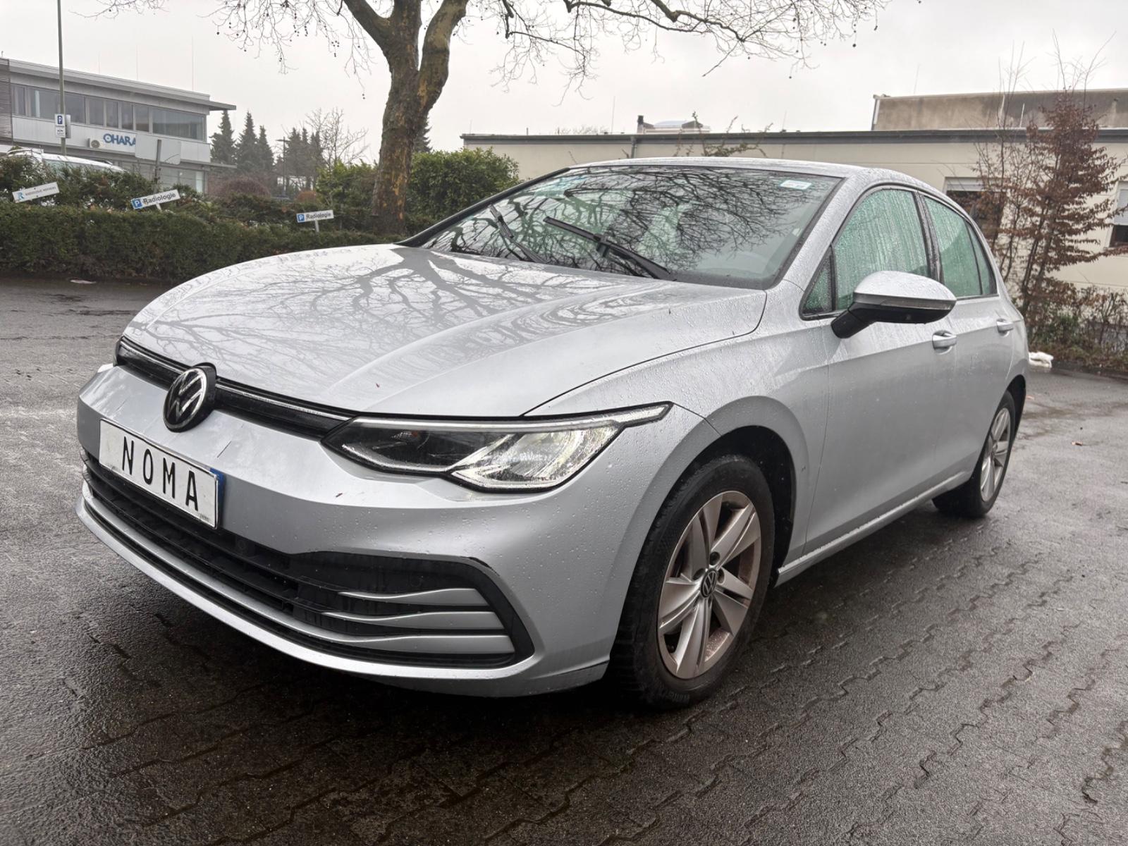 Volkswagen Golf  1.5 eTSI/DSG