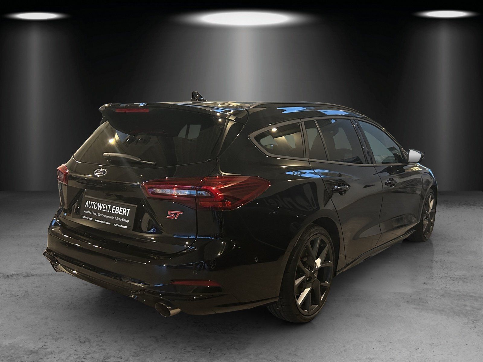 Fahrzeugabbildung Ford Focus ST X 280PS B&O Winter Pa. Pano Dach Winter