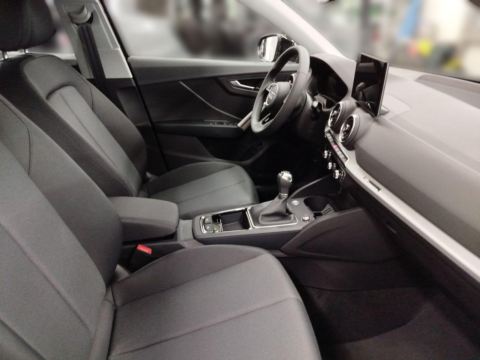 Audi Q2 30 TFSI LED DAB VC PDC Sitzheizung