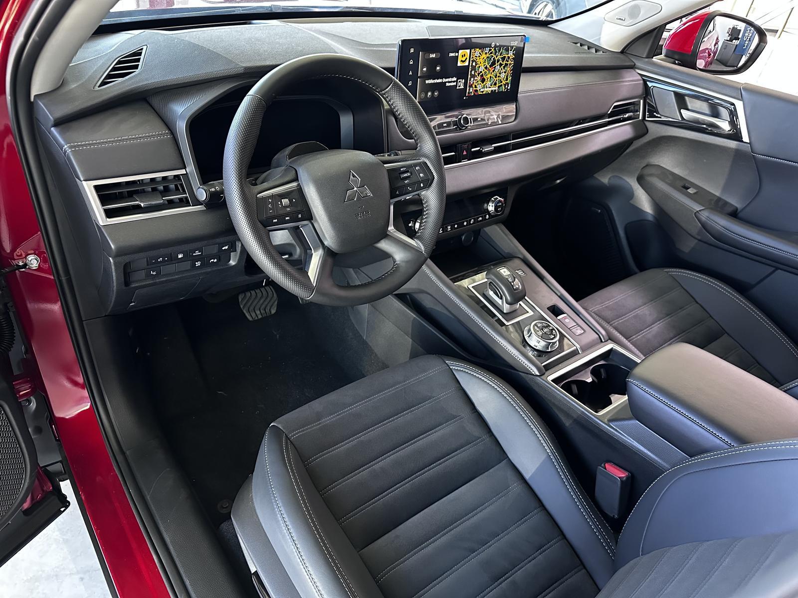 Mitsubishi Outlander 2.4 PHEV 100kW S-AWC Intro Edition Nav