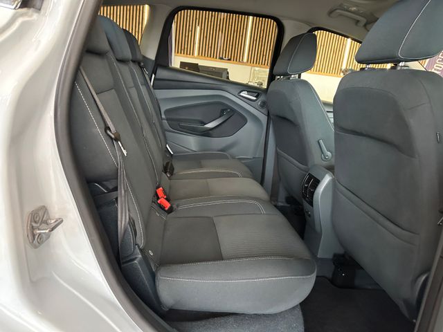 Ford C-Max Titanium *AHK*Klima*Kamera*DAB*Panorama*