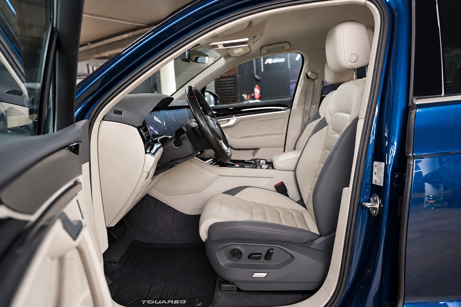 Fahrzeugabbildung Volkswagen Touareg Elegance 4Motion *InnovisionCockpit*LED