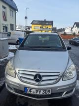Mercedes-Benz B 170 -TÜV 04/2027 | Startet nicht / an Bastler" - Mercedes-Benz B 170 in Frankfurt (Main)