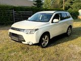 Mitsubishi outlander 7sitzer 4x4 Euro 5 Klima - Mitsubishi Outlander aus 2012