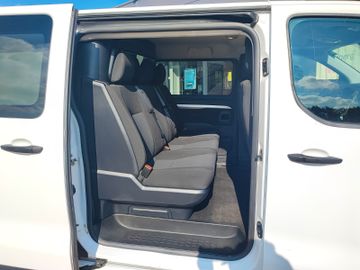 Bild 16 Opel Vivaro Cargo M DoKa 6-Sitzer Doppelkabine +NAVI