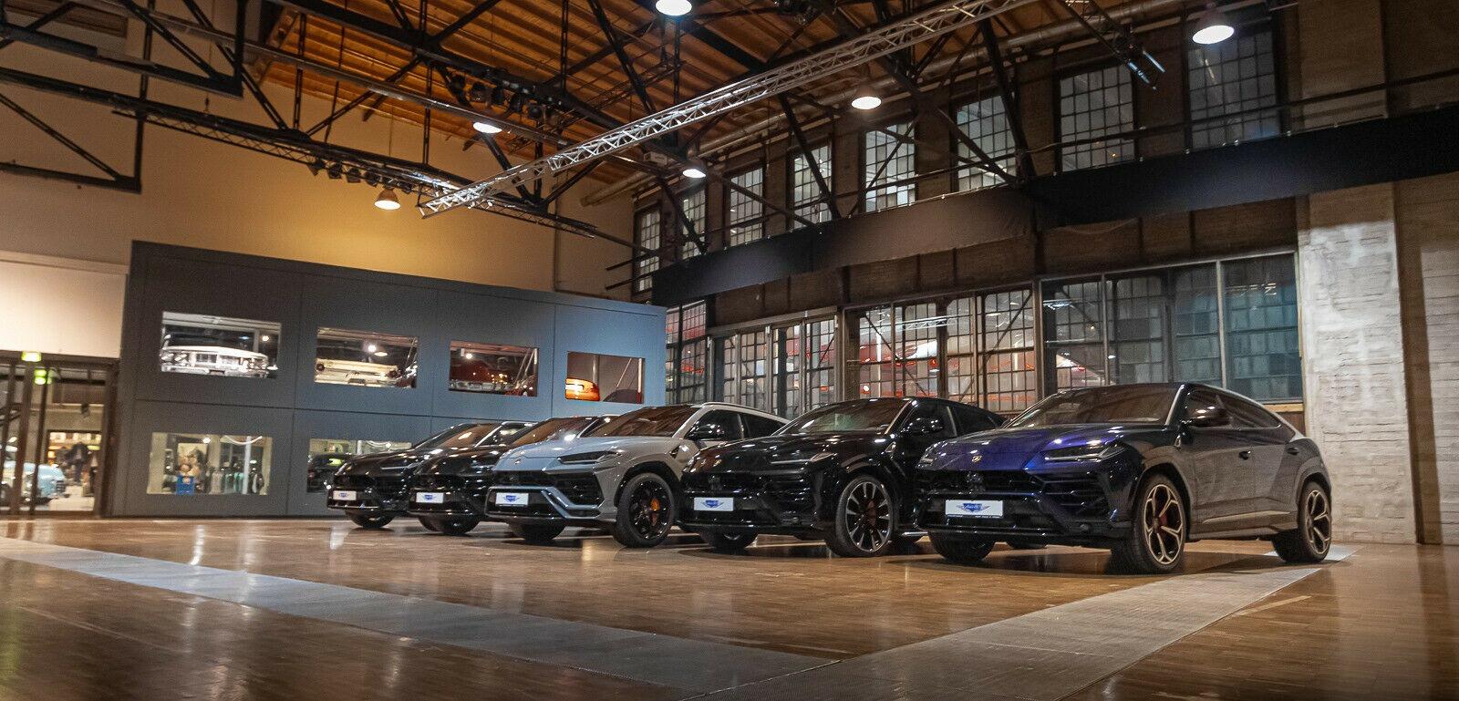 showroom-image-main