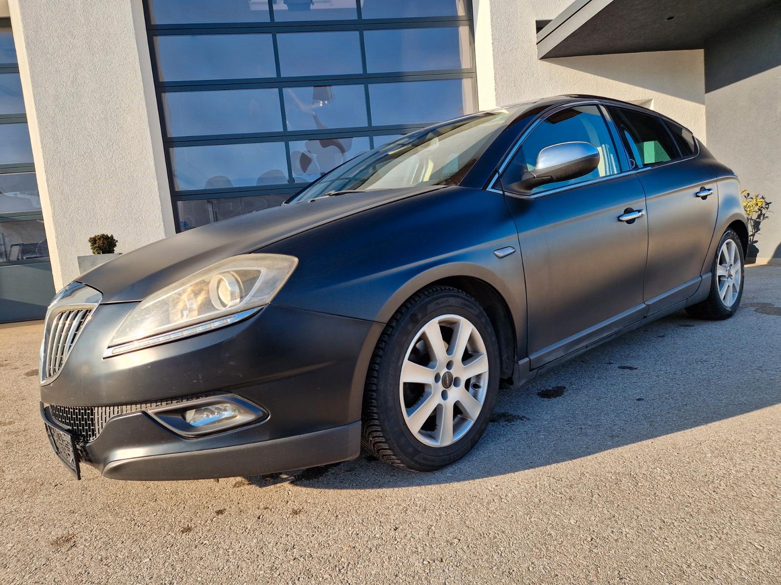 Lancia DELTA*SONDERMODELL MOMO*