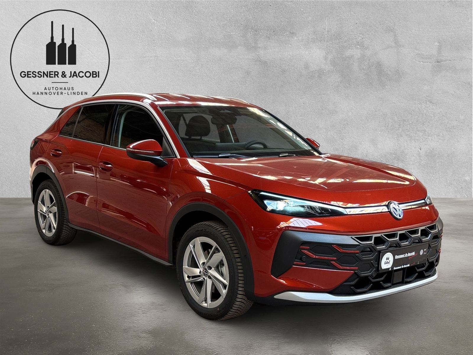 Fahrzeugabbildung Volkswagen T-Roc Life 1,5 eTSI 110kW 7-Gang DSG AHK